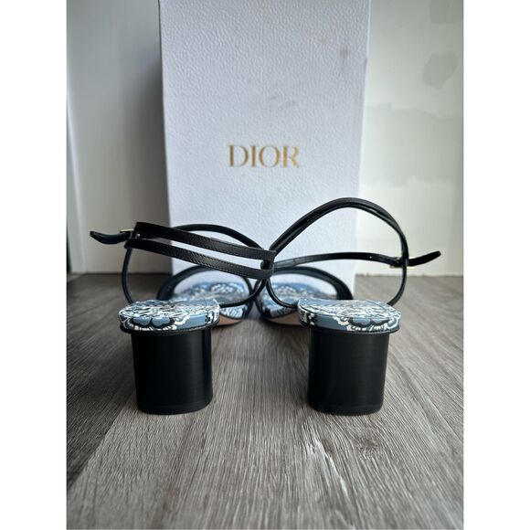 Dior Bandana Embroidered Deep Blue Dway Heeled Sandal Strap Low Heel Pumps EU38/ - Picture 9 of 14